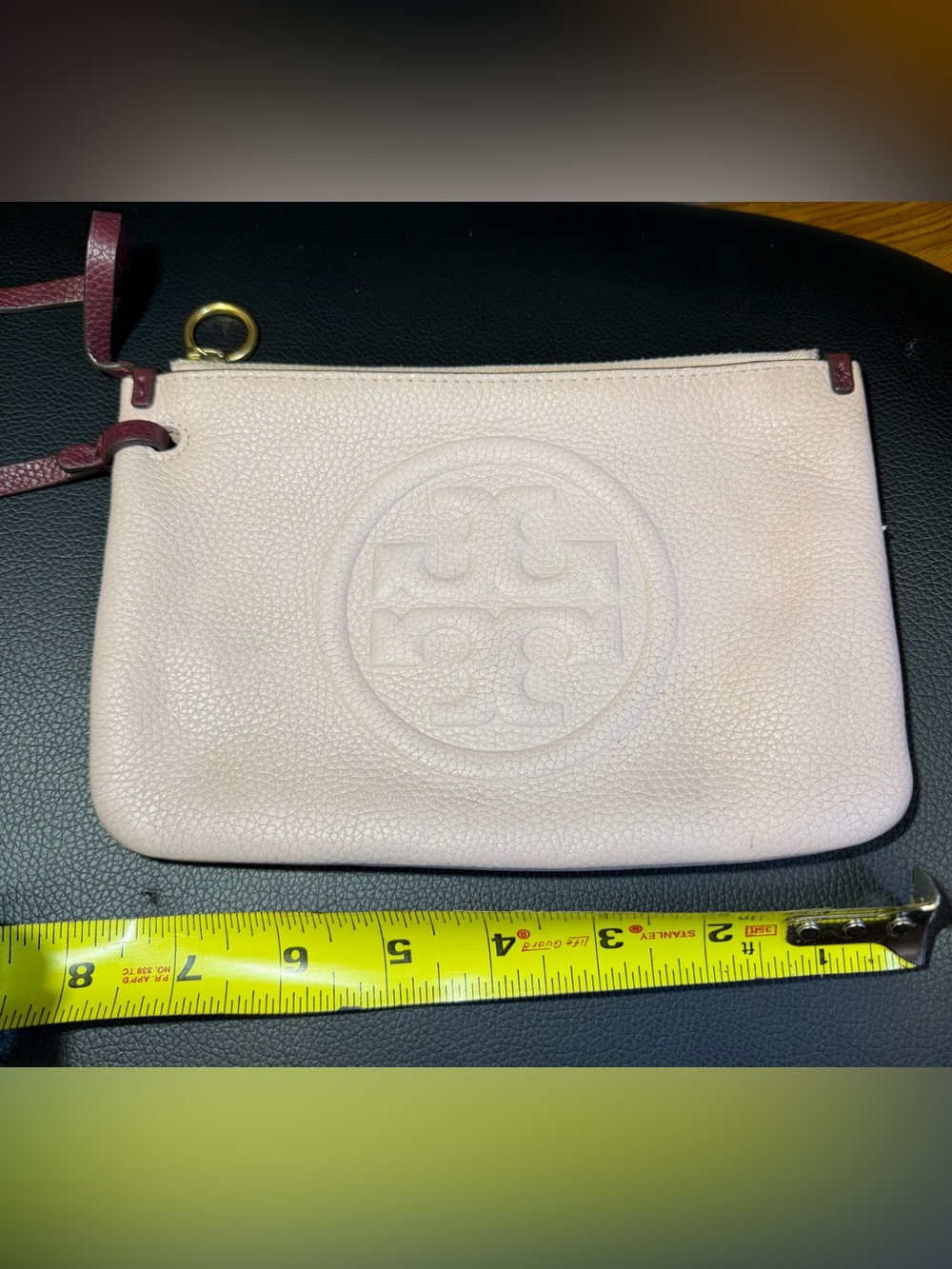 GORGEOUS! TORY BURCH PERRY BOMBE PINK WRISTLET -PEBBLED LEATHER - Picture 6 of 10